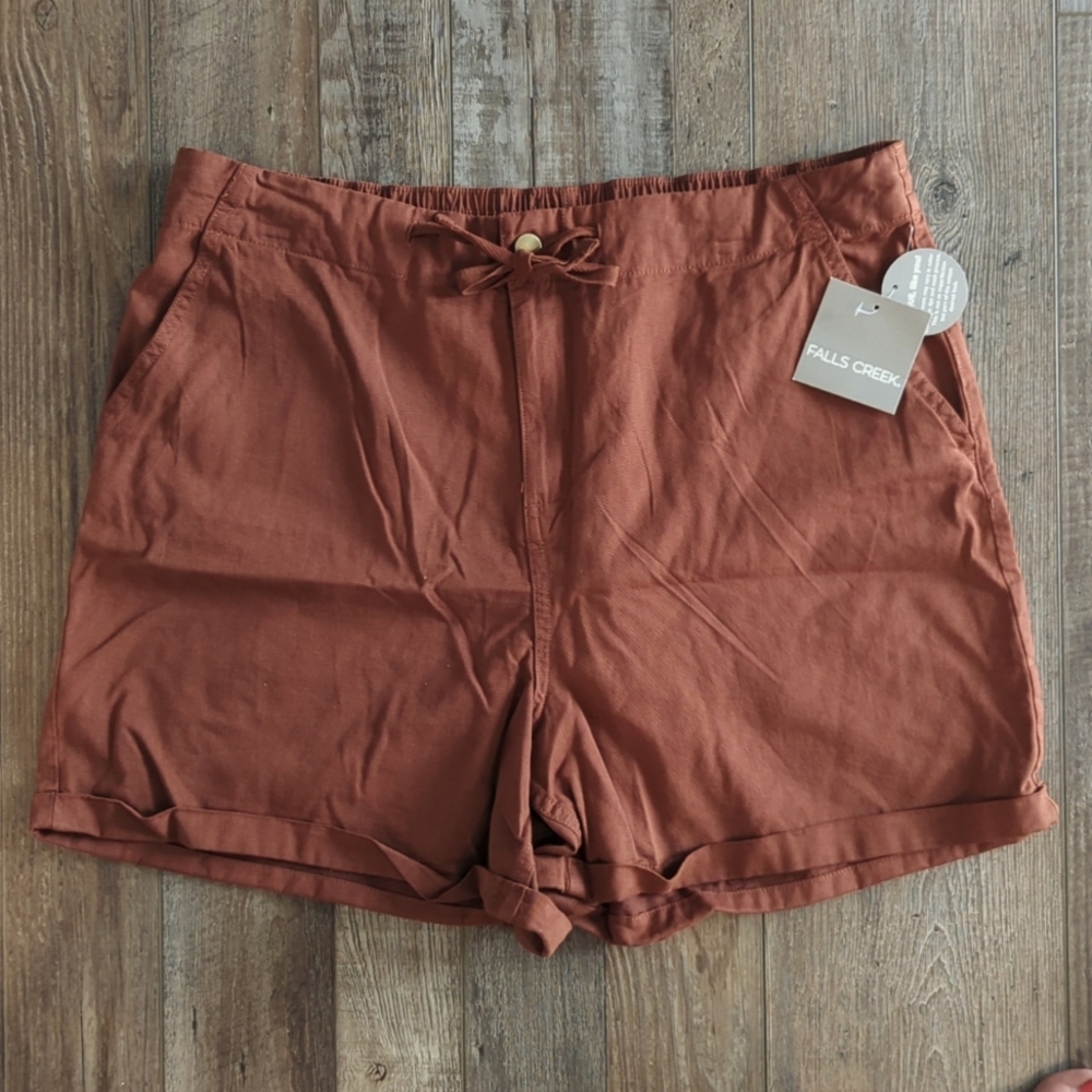 Falls Creek Shorts